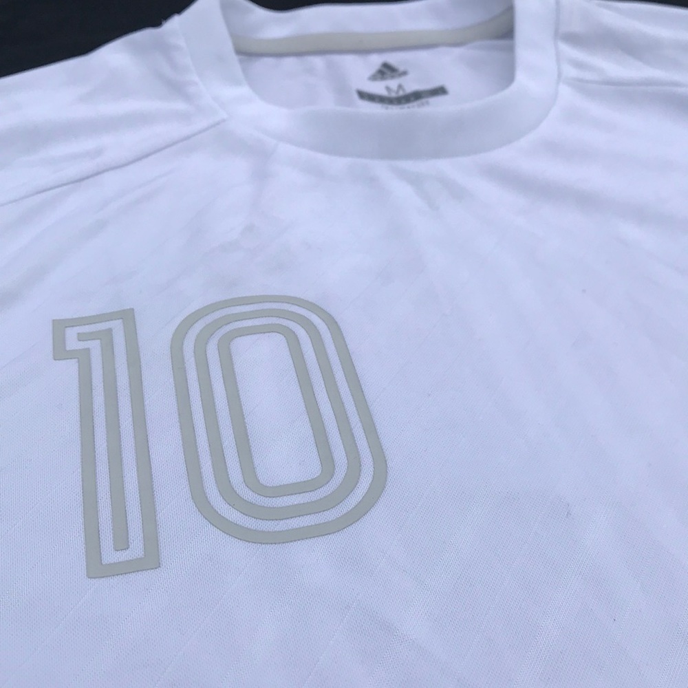 Adidas Climalite t-shirt 😈